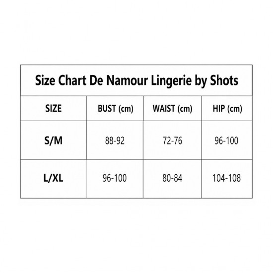 Revele seu lado romântico com cortes delicados e o luxo deste conjunto de lingerie sedutor em seda cor de leite com amarração frontal, incluindo sutiã com bojo e alças, e calcinha fio dental. Embalagem em saco plástico c