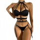 Revele seu lado romântico com cortes delicados e o luxo deste conjunto de lingerie sedutor em seda cor de leite com amarração frontal, incluindo sutiã com bojo e alças, e calcinha fio dental. Embalagem em saco plástico c