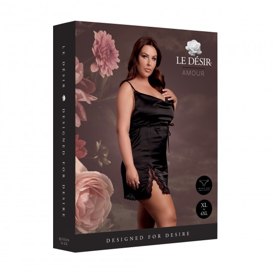 Entre em cena com nosso cativante vestido preto que deixa o clássico 