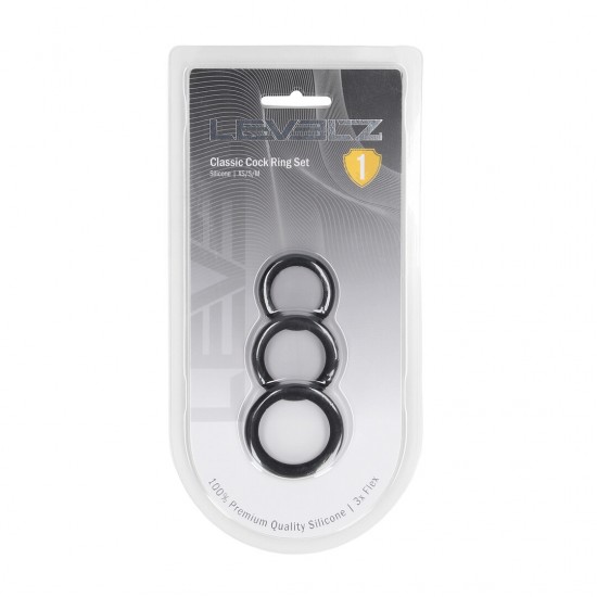 Eleve seu jogo com este trio essencial da coleção LEVELZ. Este conjunto inclui três anéis penianos de silicone seguros para o corpo, nos tamanhos extra pequeno, pequeno e médio, perfeitos para uso com eixo, pênis e testí