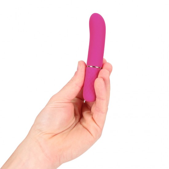 Apresentamos o Mini Vibrador Ponto G, um massajador compacto e elegantemente curvado, projetado para estimulação interna precisa e conforto no dia a dia. Seu formato suave e arredondado permite uma exploração controlada,