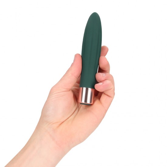 Apresentamos o Mini Vibrador Bullet, um massajador elegante e compacto projetado para estimulação precisa e controle sem esforço. Seu formato fino e suave permite um manuseio confortável e prazer direcionado, tornando-o