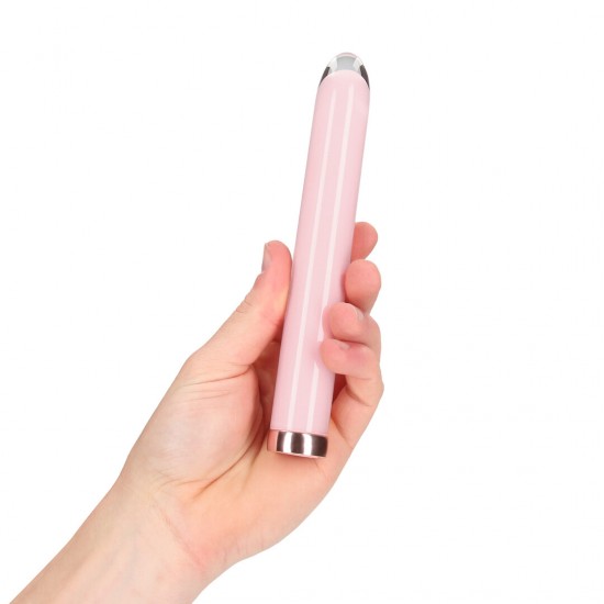 Apresentamos o Glass Vibe da Loveline, um vibrador de vidro liso e reto, projetado para estimulação clássica e conforto refinado. Feito de vidro premium, seguro para o corpo, oferece uma sensação firme e luxuosa que perm