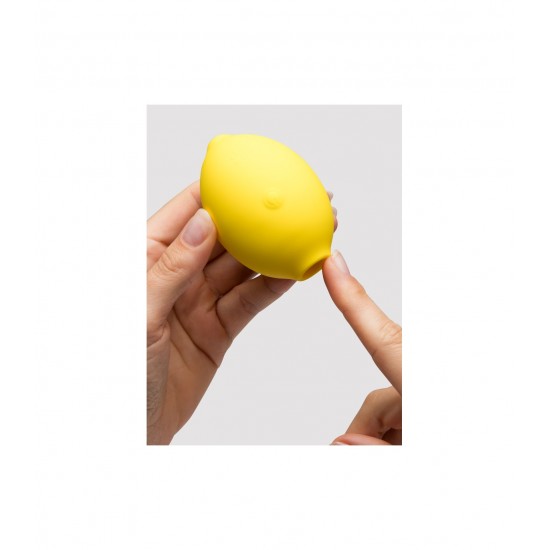 ROMP Lemon Crush: Tecnologia Pleasure Air em um formato adorável.O ROMP Lemon Crush prova que tamanho não significa potência. Este estimulador clitoriano, com seu charmoso formato de limão, não é apenas esteticamente agr