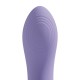 O vibrador CallaLily foi projetado para proporcionar uma experiência luxuosa e multissensorial, com um design ergonômico que se encaixa naturalmente na sua mão. Três motores com controle independente alimentam suas funçõ