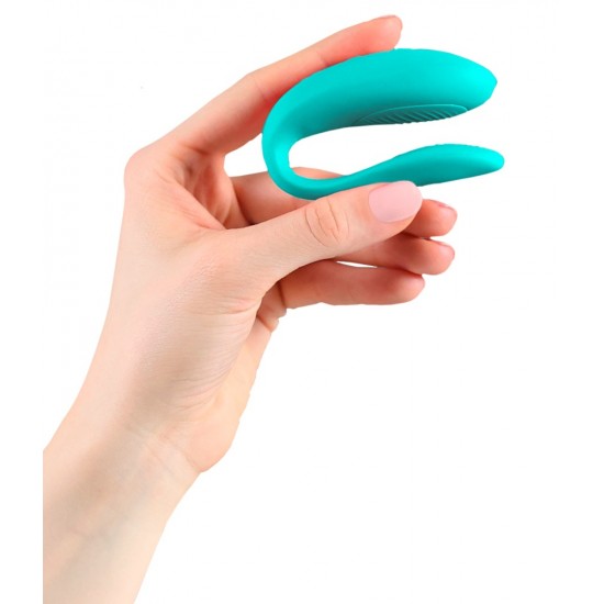 Para uma estimulação perfeita a dois!O vibrador em formato de C Sync Lite da We-Vibe proporciona prazer a ambos durante o sexo com mais de 10 modos de vibração. Com seu design renovado, o Sync Lite é mais fino e leve que