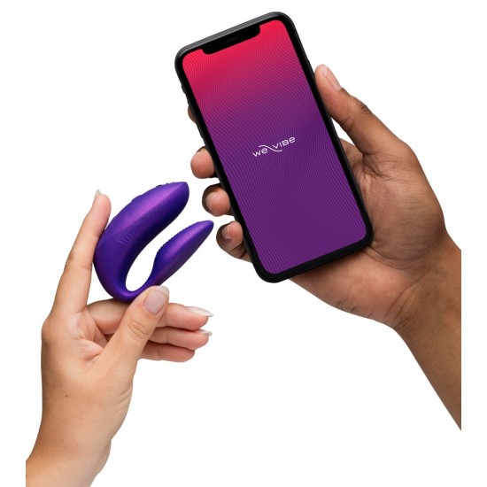 Para orgasmos compartilhados!O vibrador para casais Chorus Pro da We-Vibe possui 3 motores e proporciona prazer a ambos os parceiros com vibrações intensas durante o sexo. Graças à sua inovadora tecnologia Fusion Wave –