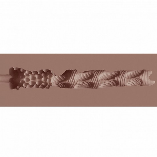 Mergulhe em uma experiência inesquecível com os masturbadores Secret Affairs, uma coleção criada para seduzir. Inspirada nas musas irresistíveis, cada peça captura a elegância, a confiança e o charme sensual de uma fanta