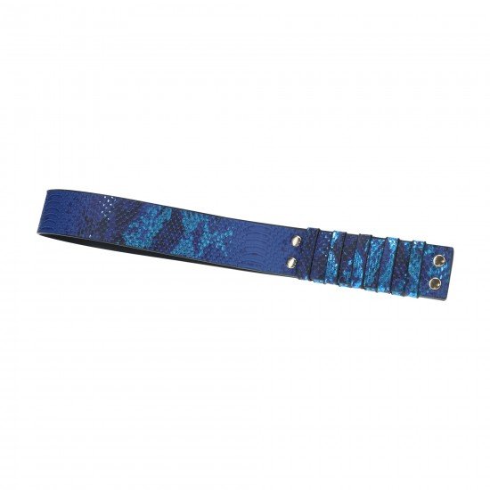 Florence Collection - Palmatória - Azul Prepare-se para agradar ou receber com a linda Palmatória da Florence Collection da Ouch!. Glamourosamente resistente, a combinação perfeita de couro firme e hardware iridescente glamouroso transformará você na atração p