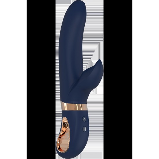 Atropos é feito de silicone azul escuro com detalhes dourados. O elegante vibrador duo tem uma alça em forma de anel com revestimento de metal que facilita o manuseio e parece luxuoso. Feito de Silicone Líquido, este vib