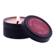 AMOUR Velas de Massagem 3 Aromas Conjunto de 3 velas de massagem com fragrâncias doces, picantes e sensuais. Queime uma vela para derreter a cera e use-a como óleo de massagem no seu parceiro para momentos românticos. Descubra as Velas de Massagem