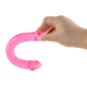 O Lollipop Loop da coleção Bubblegum Blast é uma adição colorida e divertida para qualquer sortimento de produtos adultos. Medindo 25 cm, este dildo duplo semitransparente é feito de TPE macio com um tom rosa vibrante qu
