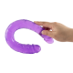 O Groovy Times da coleção Bubblegum Blast é uma adição colorida e divertida para qualquer sortimento de produtos adultos. Medindo 37 cm, este dildo duplo semitransparente é feito de TPE macio com um tom roxo vibrante que