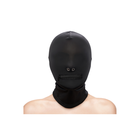 Assuma o controle do seu amante submisso com o Capuz com Zíper para Boca da Fetish & Fashion. Feito de nylon macio e confortável e metal sem níquel, este capuz provocante cobre os olhos e oferece uma abertura para a