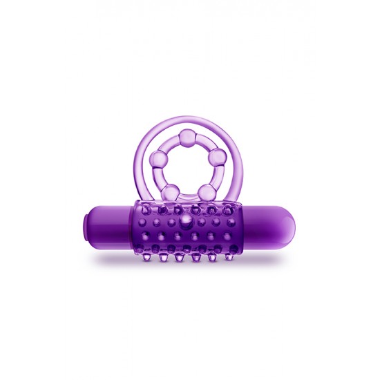 Anel para pénis em material confortável e seguro para o corpo. Composto por dois anéis, um para o pénis e outro para os testículos. Com bala de vibração com uma velocidade que poderá utilizar junto ou separado com o anel