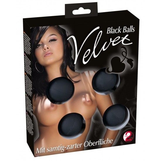 This black love string with 4 balls is a good trainer if you want to straighten up those pelvic muscles and feel pleased at the same tame. Features rotative inside balls that start rocking as soon as you move. Very easil