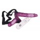 Vibrador duplo de cor roxa com um strap-on destacável. Pequeno vibrador: 10 cm de comprimento, Ø 3,5 cm. Big Vibrator: 18 cm de comprimento, Ø 2,5-3 cm. Três níveis de vibração que podem ser controlados separadamente. Ma