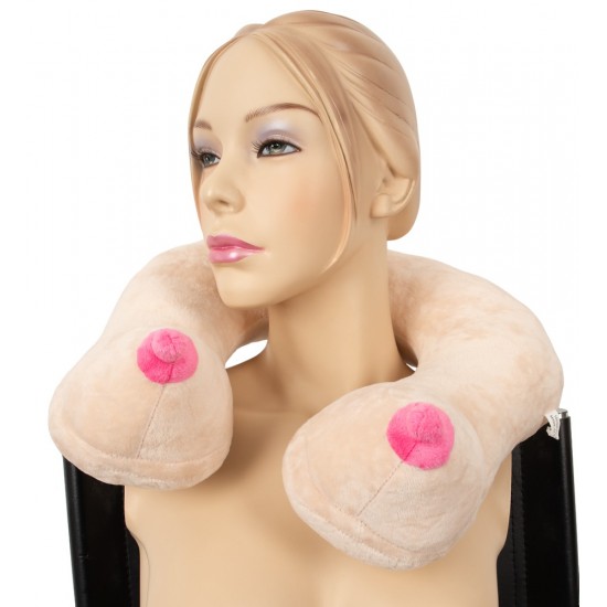 Esta almofada de pescoço incrivelmente firme e perfeitamente curvada tem seios grandes. A almofada tem uma capa de pelúcia macia e aveludada. Para um apoio perfeito para a cabeça e o pescoço e máximo conforto ao relaxar.