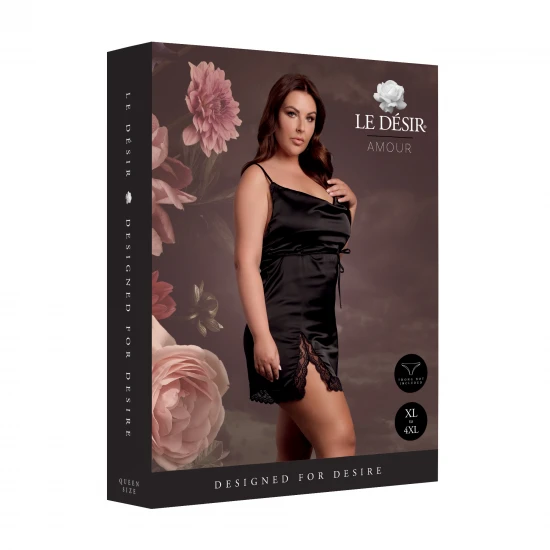Entre em cena com nosso cativante vestido preto que deixa o clássico 