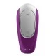 Satisfyer Double Fun Violeta Double Fun estimula fortemente ambos os parceiros durante o sexo. O formato em U é ajustado tanto por dentro quanto por fora - garantindo uma sensação sedutora para o clitóris, ponto G e pênis. Habilitado para apli